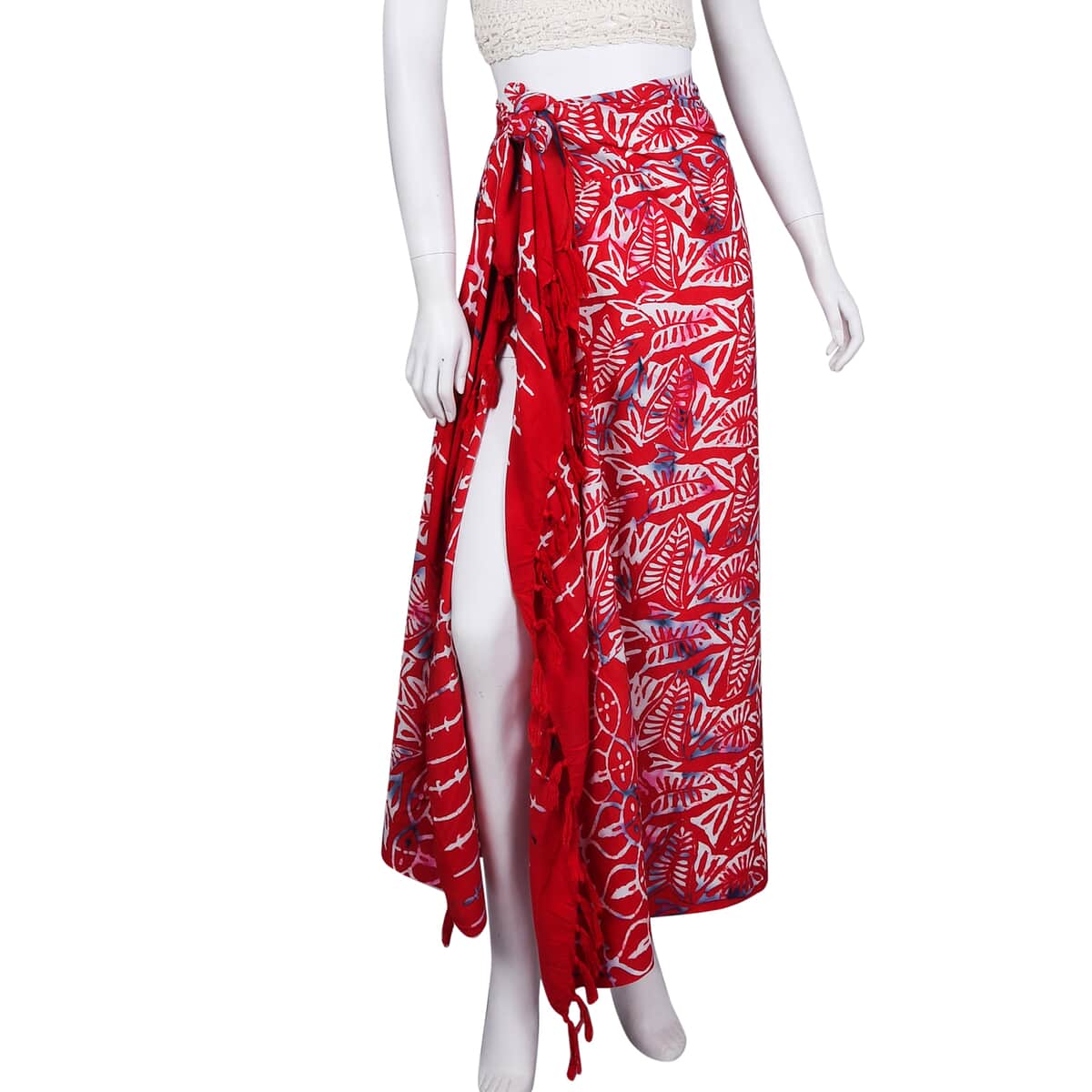Handmade Red Leaf Motif Pattern 100% Rayon Sarong image number 1