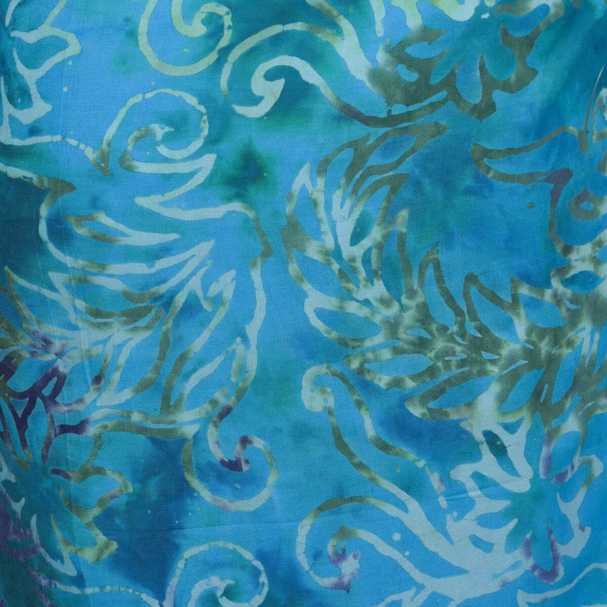 Handmade Turquoise Leaf Motif Pattern 100% Rayon Sarong image number 4