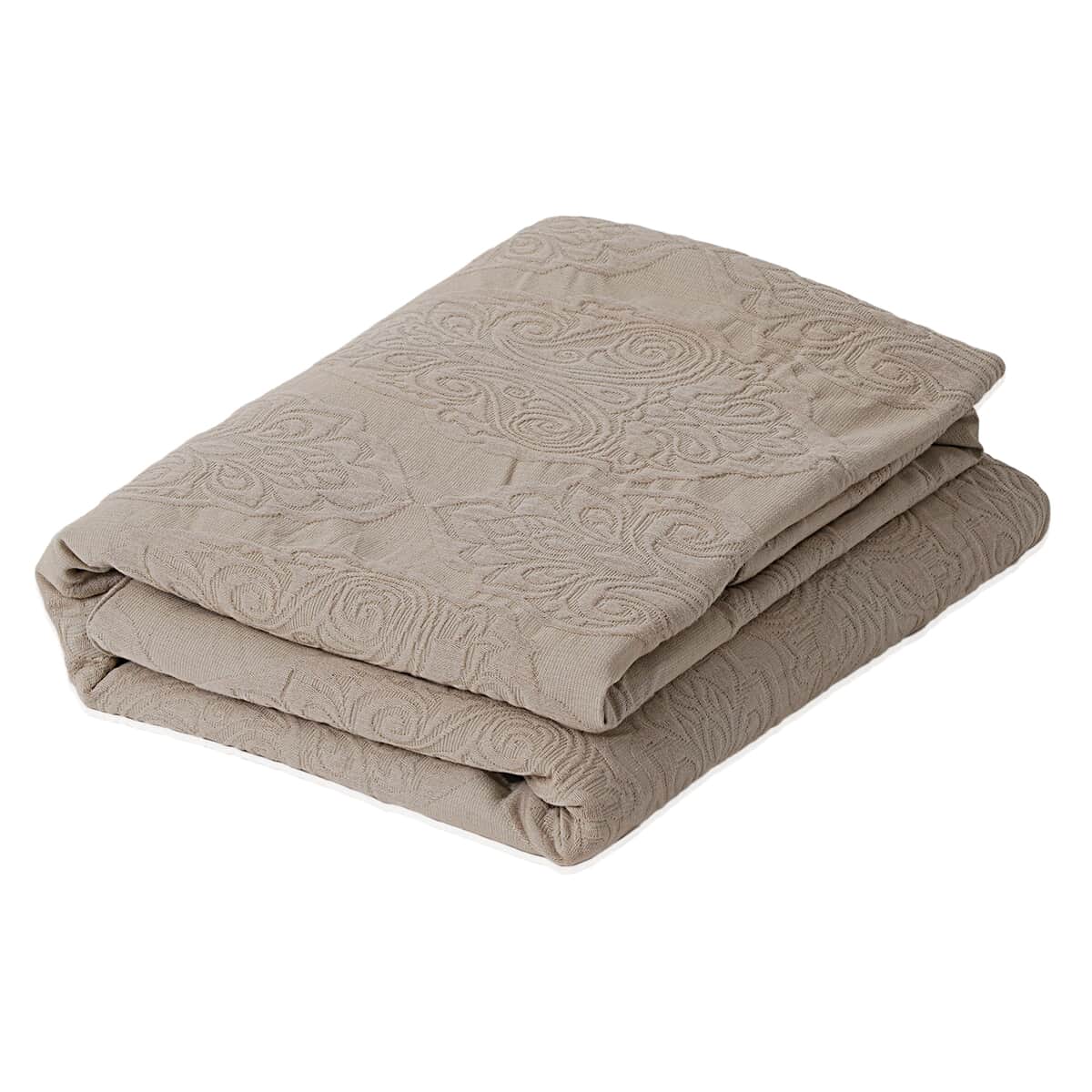 "Matelassé  Quilted  Bedspread Set with 2 Pillowcases - 100% Cotton Queen 350 gsm" image number 4
