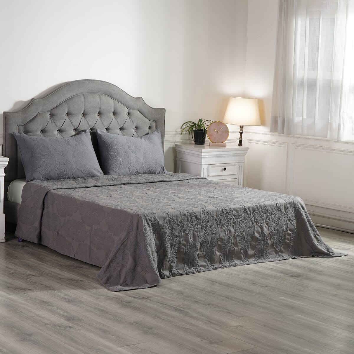 SYMPHONY HOME Gray Quilted Matelasse Cotton Bedspread and 2 Pillowcases - King image number 0