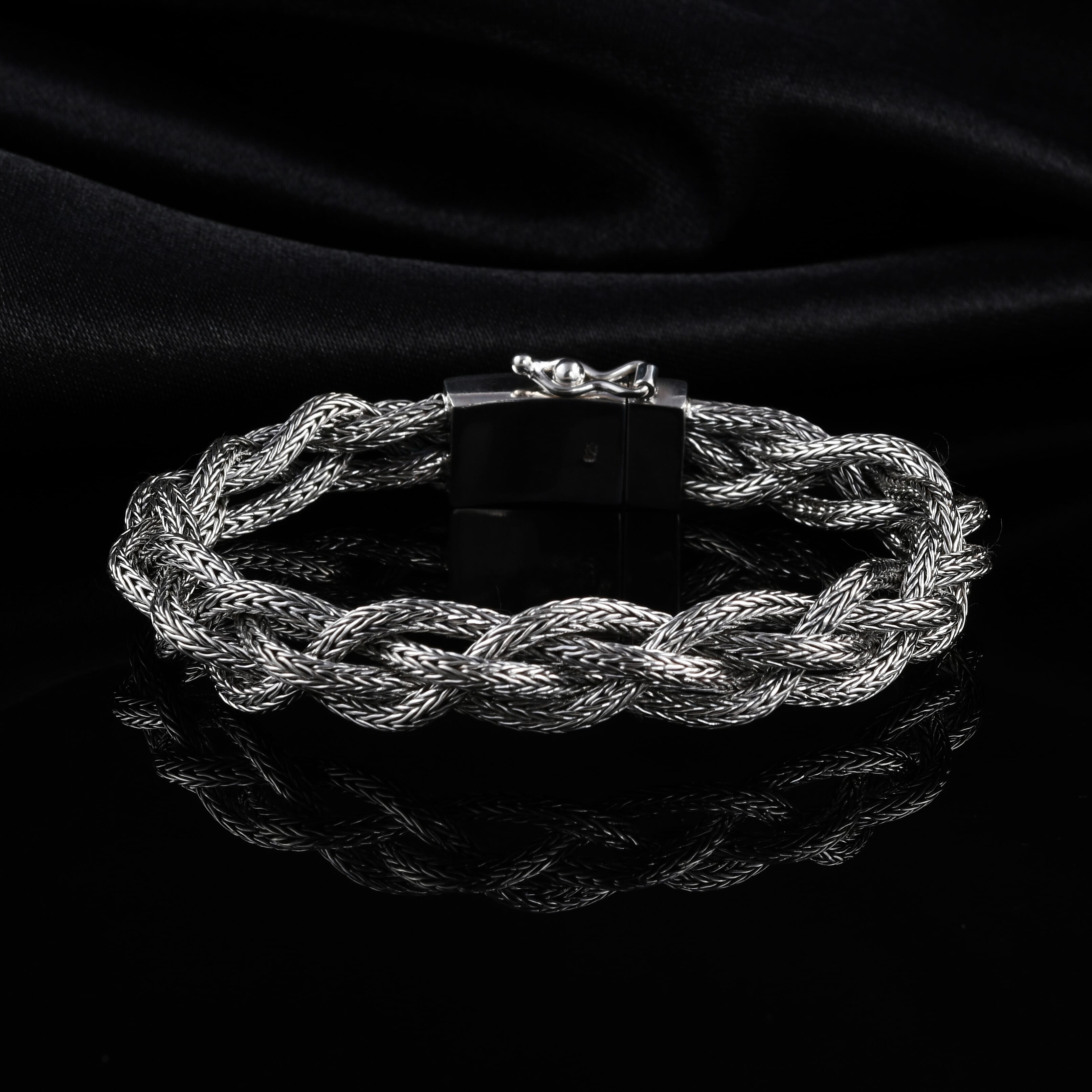Bali Legacy Sterling Silver Tulang Naga Bracelet (7.00 In) 40 Grams
