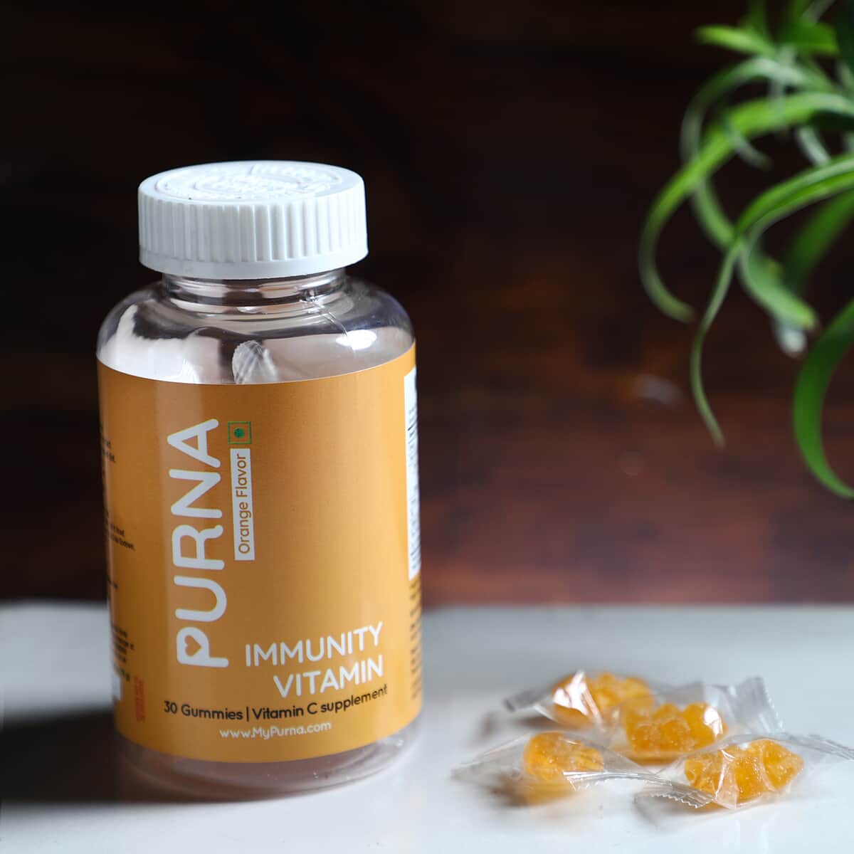 Purna Bright Skin Vitamin C Orange Gummies for Adults image number 1