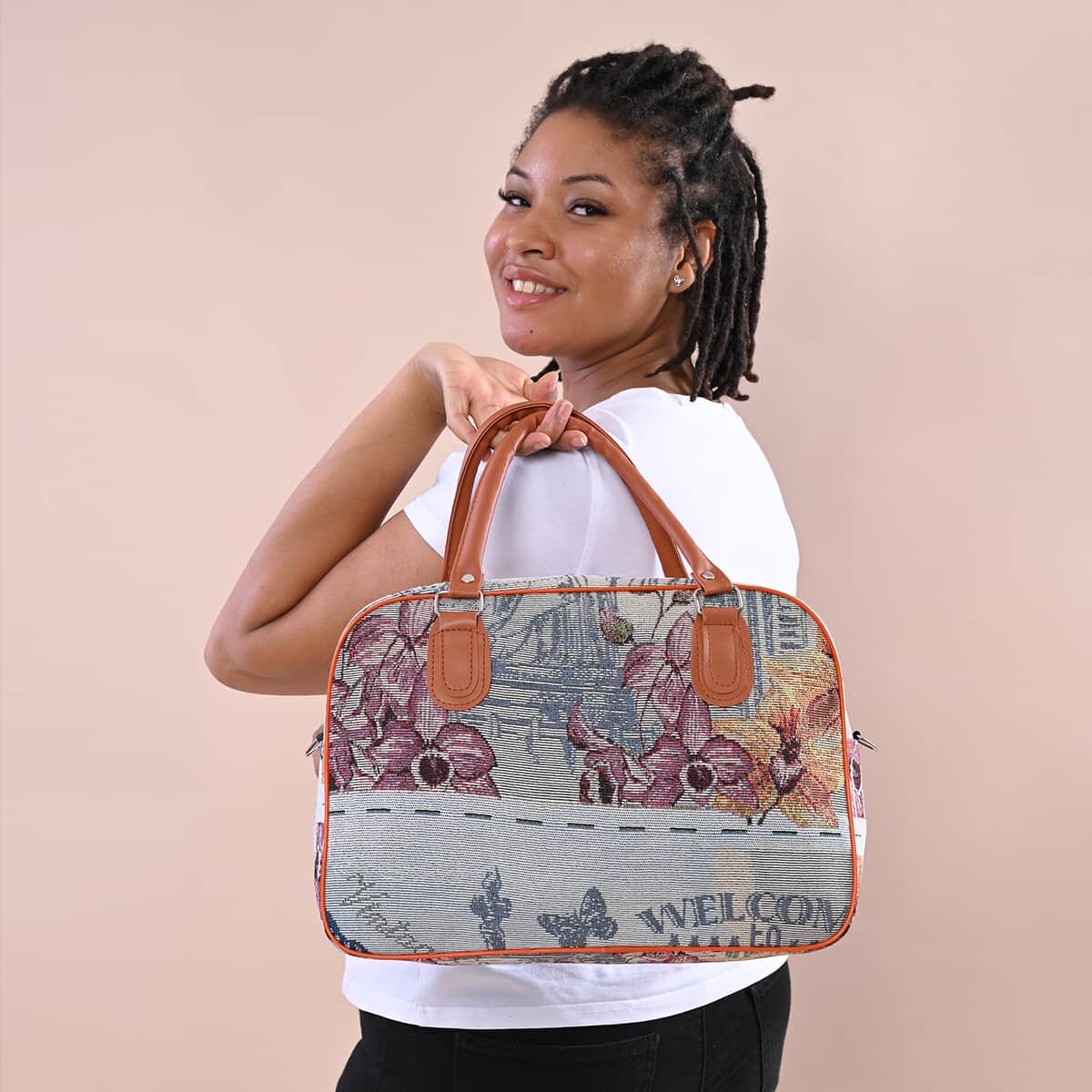 NY Closeout Statue of Liberty Tapestry Top Zip Travel Duffle Bag with 38 Inches Shoulder Strap image number 2