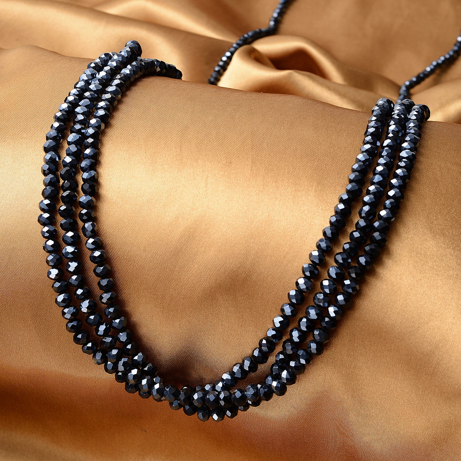 Simulated Hematite Diamond - Product card gallery slide 2 (9431169728767)