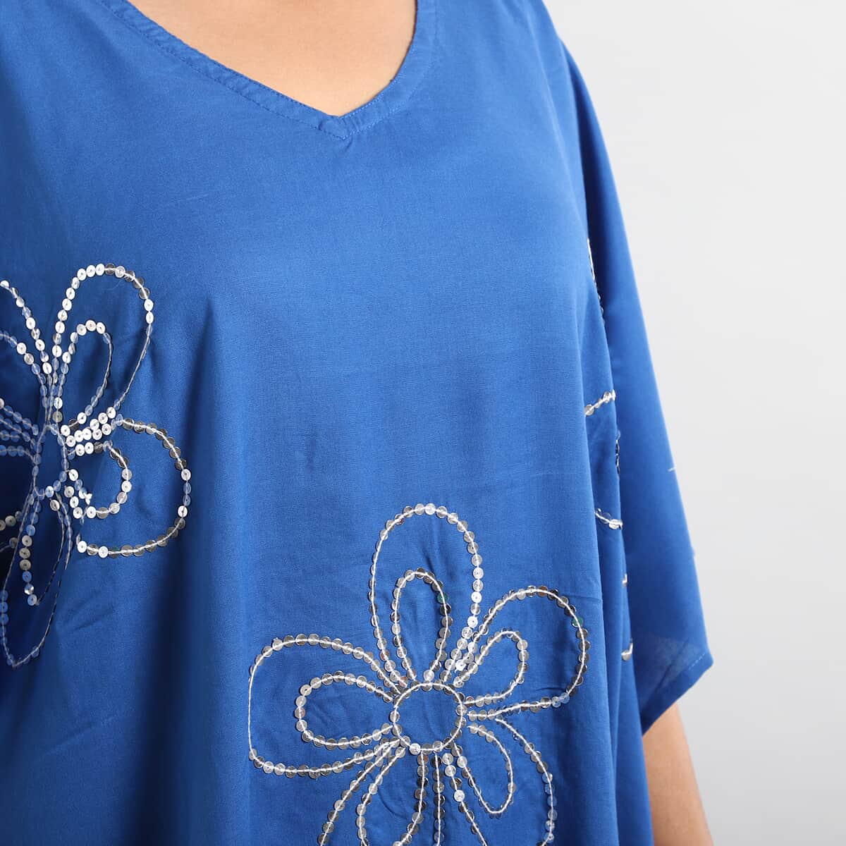 JOVIE Blue Sequin and Fringe Embellishments V-Neck Kaftan Top - One Size Fits Most (35"x45") image number 4