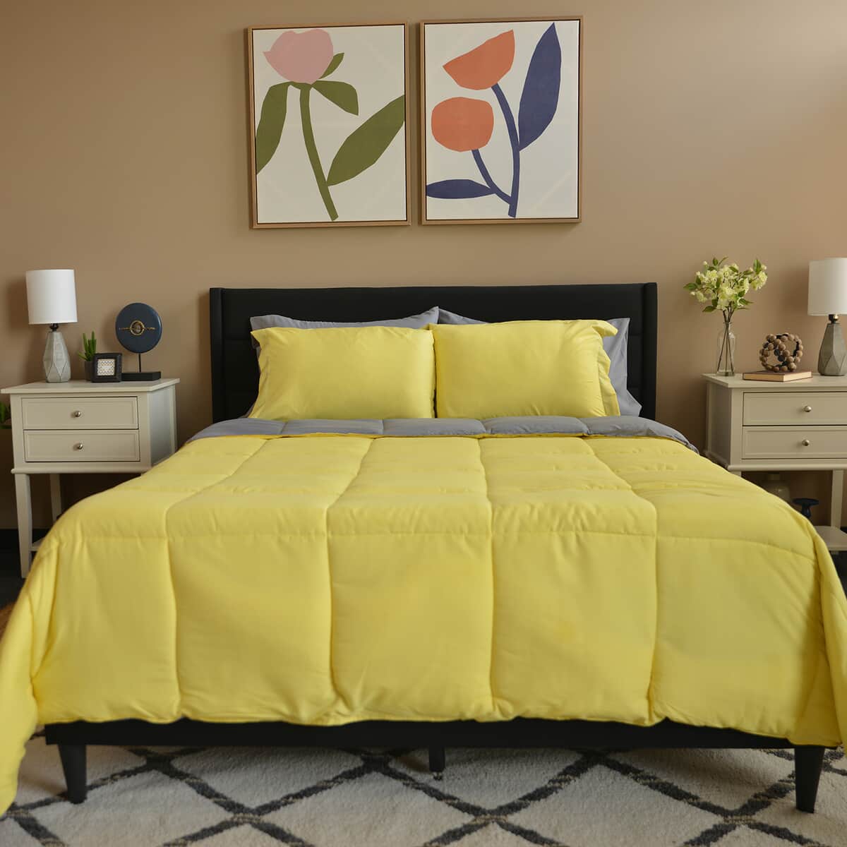 Victory Classic New York Closeout Lincoln Gray, Yellow Reversible 7pc Bed in a Bag Comforter Set Includes Sheet Set - Full image number 1