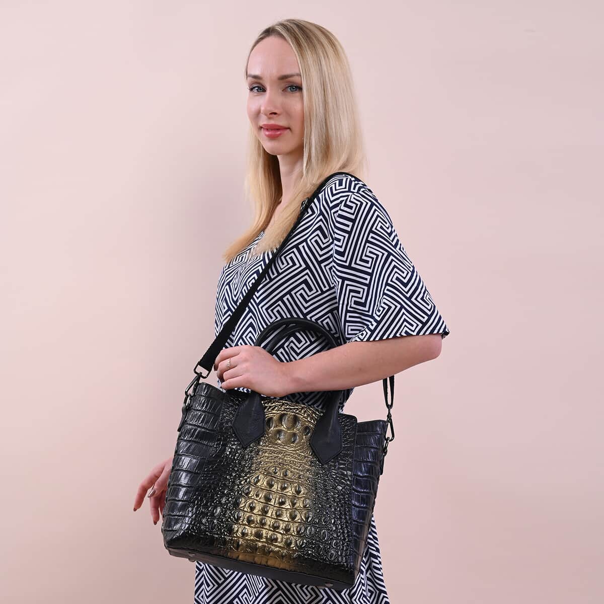 Black and Golden Crocodile Embossed Pattern Genuine Leather Convertible Tote Bag for Women, Purses, Satchel Purse, Shoulder Handbag image number 1