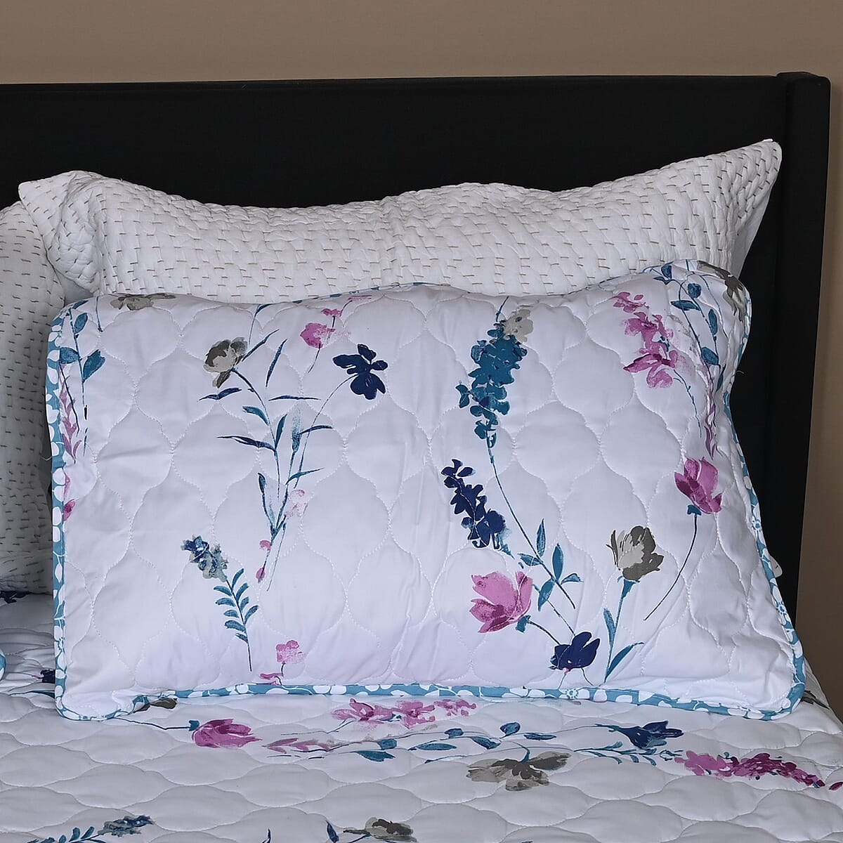 Closeout SEASIDE VILLA 3pc White and Purple Floral Disperse Print Quilt Set - (King) image number 1