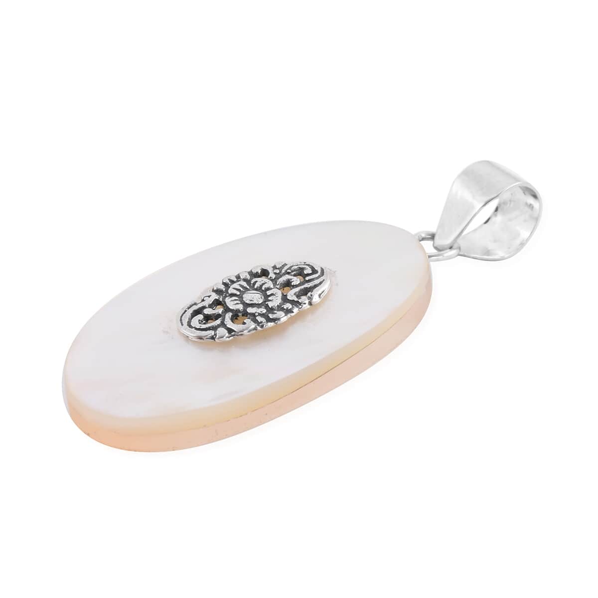 Mother Of Pearl Oval Shape Pendant in Sterling Silver image number 2