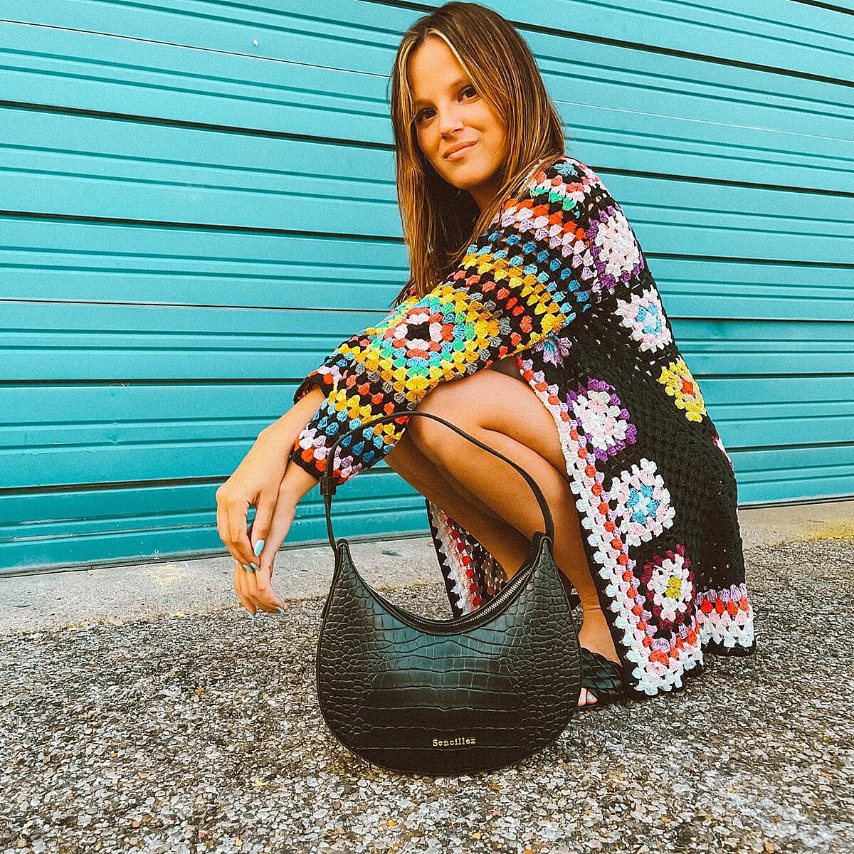 SENCILLEZ Black Genuine Leather Crocodile Embossed Structured Bag image number 4