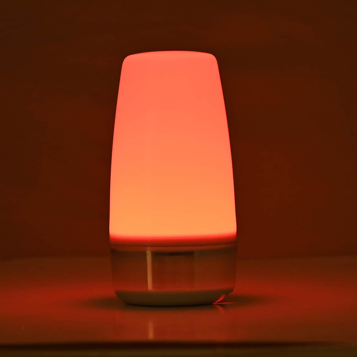 Color Changing Night Light Lamp (3xAAA Batteries) image number 4