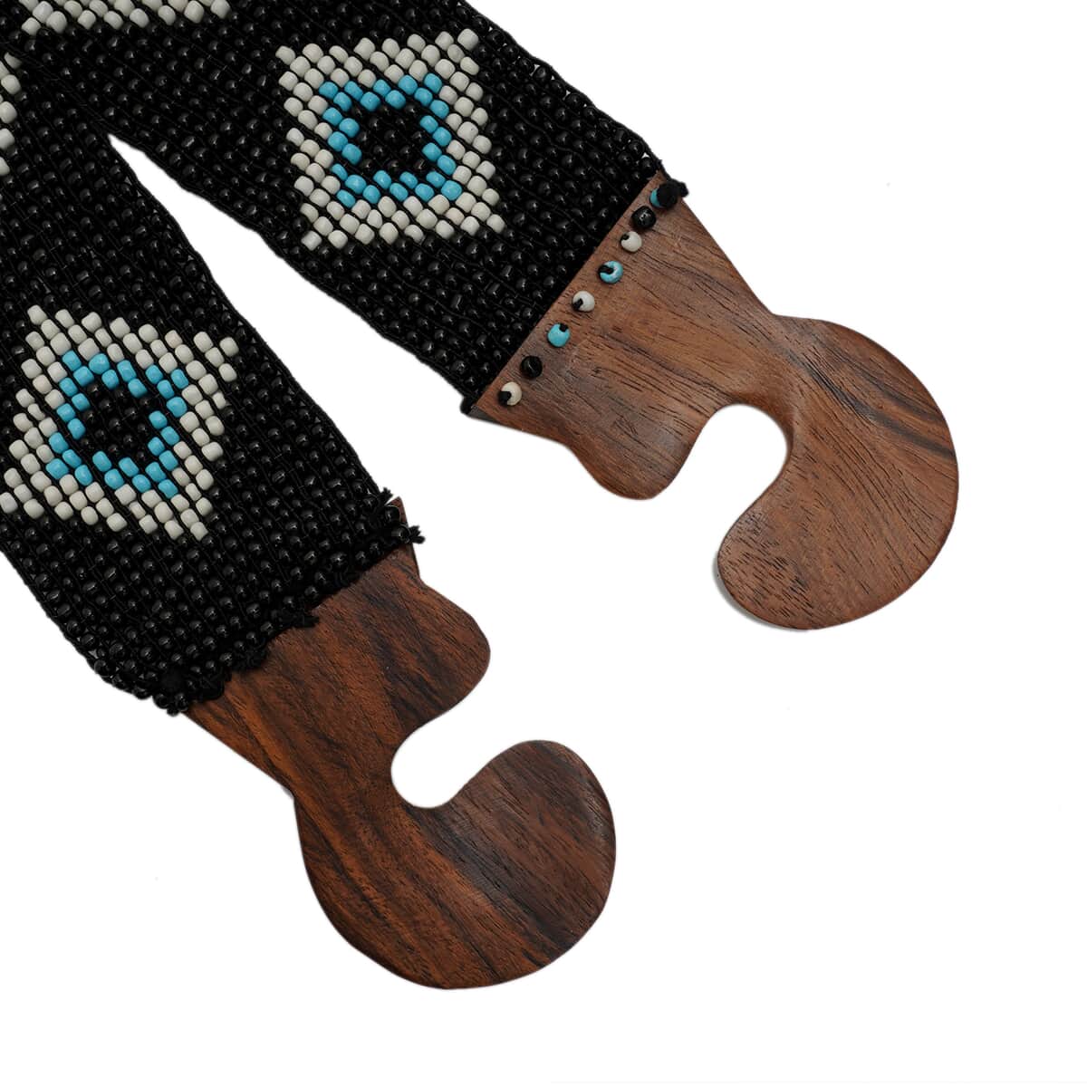Handcrafted Black Southwestern Seed Beaded Stretch Belt with Wooden Buckle image number 3