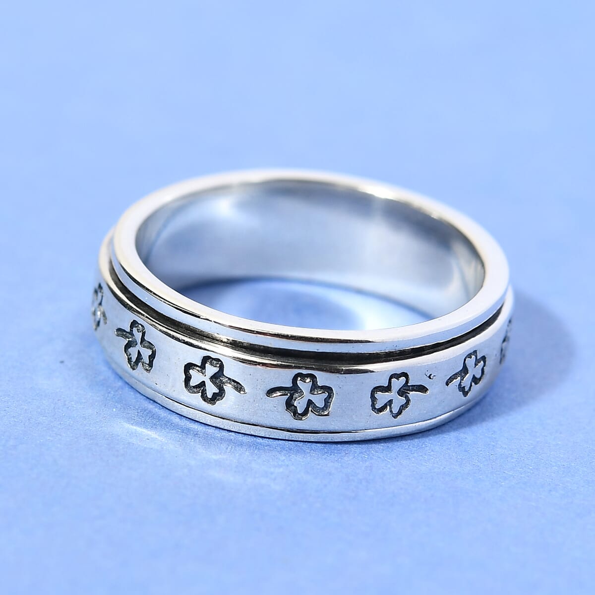 Clover Leaf Sterling Silver Spinner Ring, Anxiety Ring for Women, 925 Sterling Silver Spinner Ring, Fidget Rings for Anxiety for Women, Stress Relieving Anxiety Ring image number 1