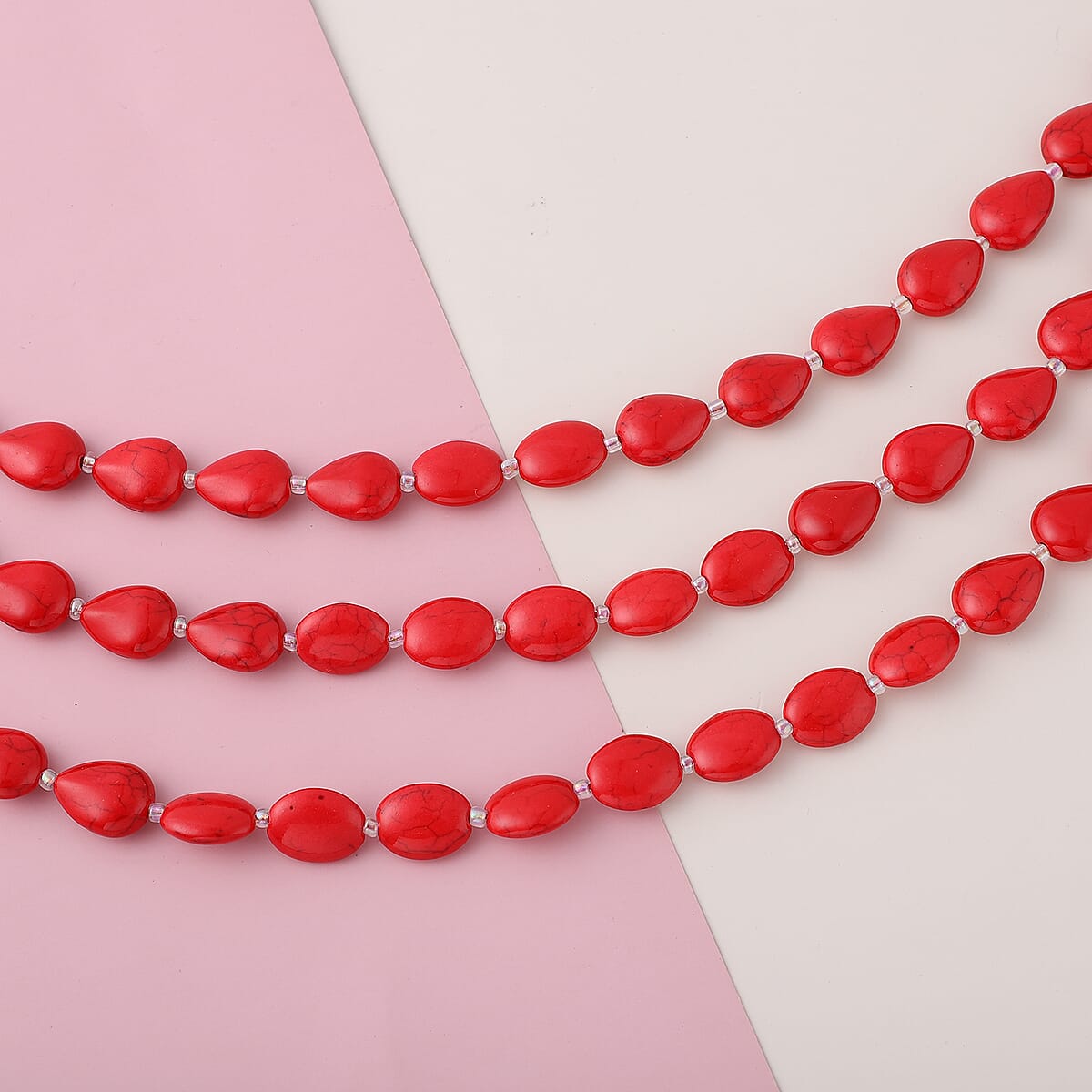 Red Howlite and Simulated Aurora Borealis Mystic Topaz Three Row Beaded Necklace 18 Inches in Silvertone 525.00 ctw image number 1