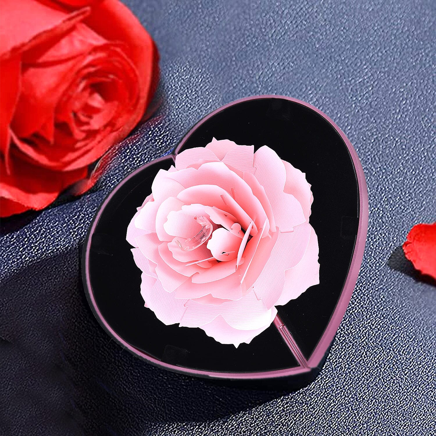 Pink 3D Flower Heart-shaped Ring Box