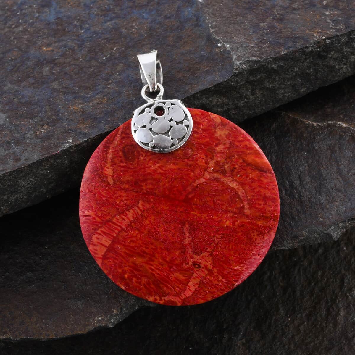 Sponge Coral Pendant in Sterling Silver image number 1