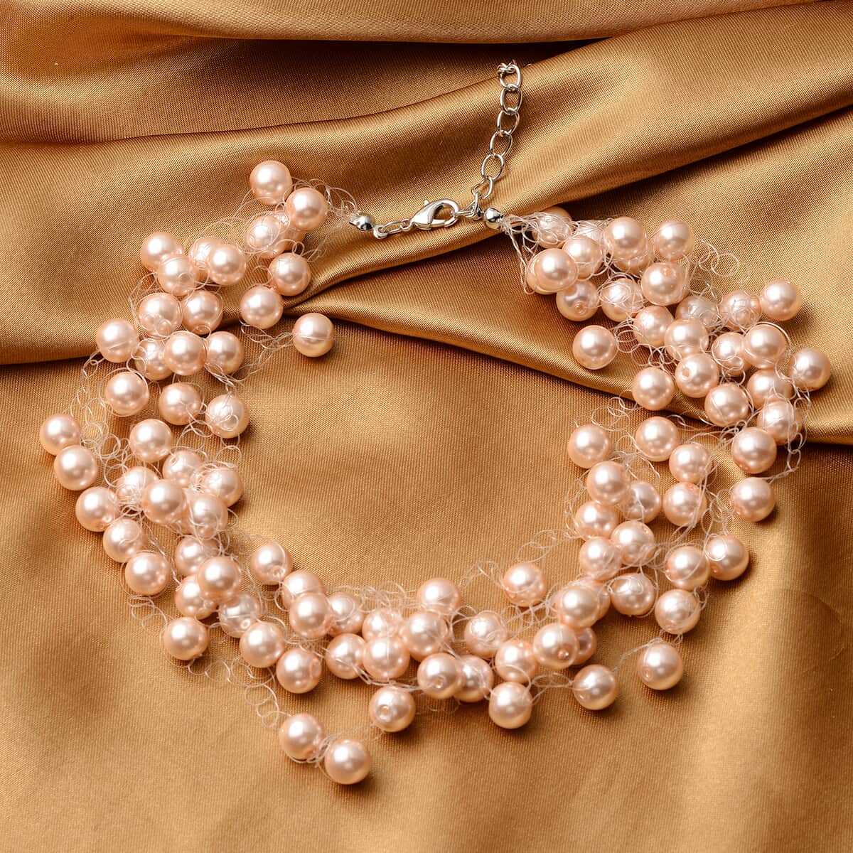 Peach Pearl Glass 7-9mm Necklace 18 Inches in Silvertone image number 1