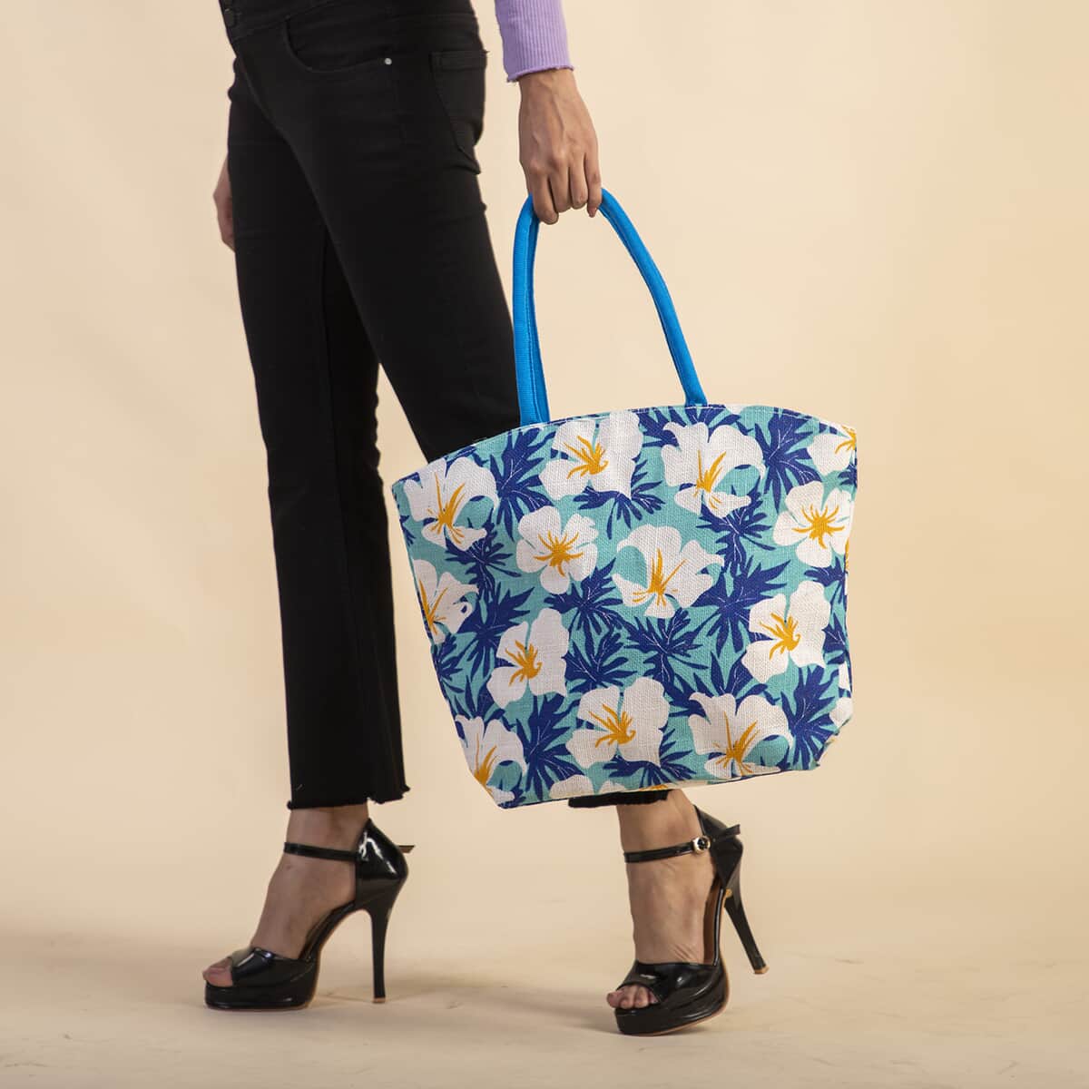 Blue & White 100% Natural Jute Flower Printed Tote with Polyester Interior image number 1