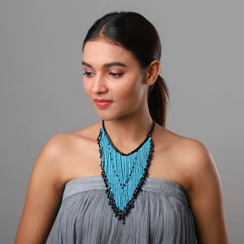 Turquoise and Black Glass Seed Beaded Necklace (14-20.50 Inches) in Goldtone