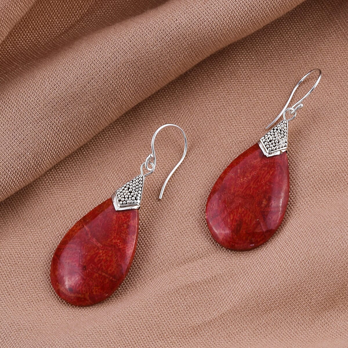 Sponge Coral Teardrop Earrings in Sterling Silver image number 1