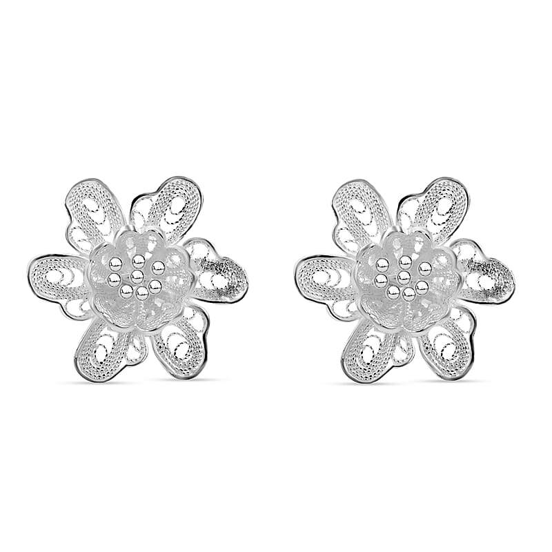 Floral Earrings in Sterling Silver 2.50 Grams