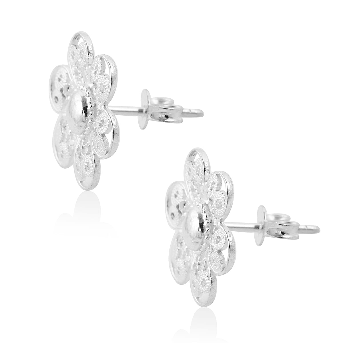 Sterling Silver Flower Earrings 2.50 Grams