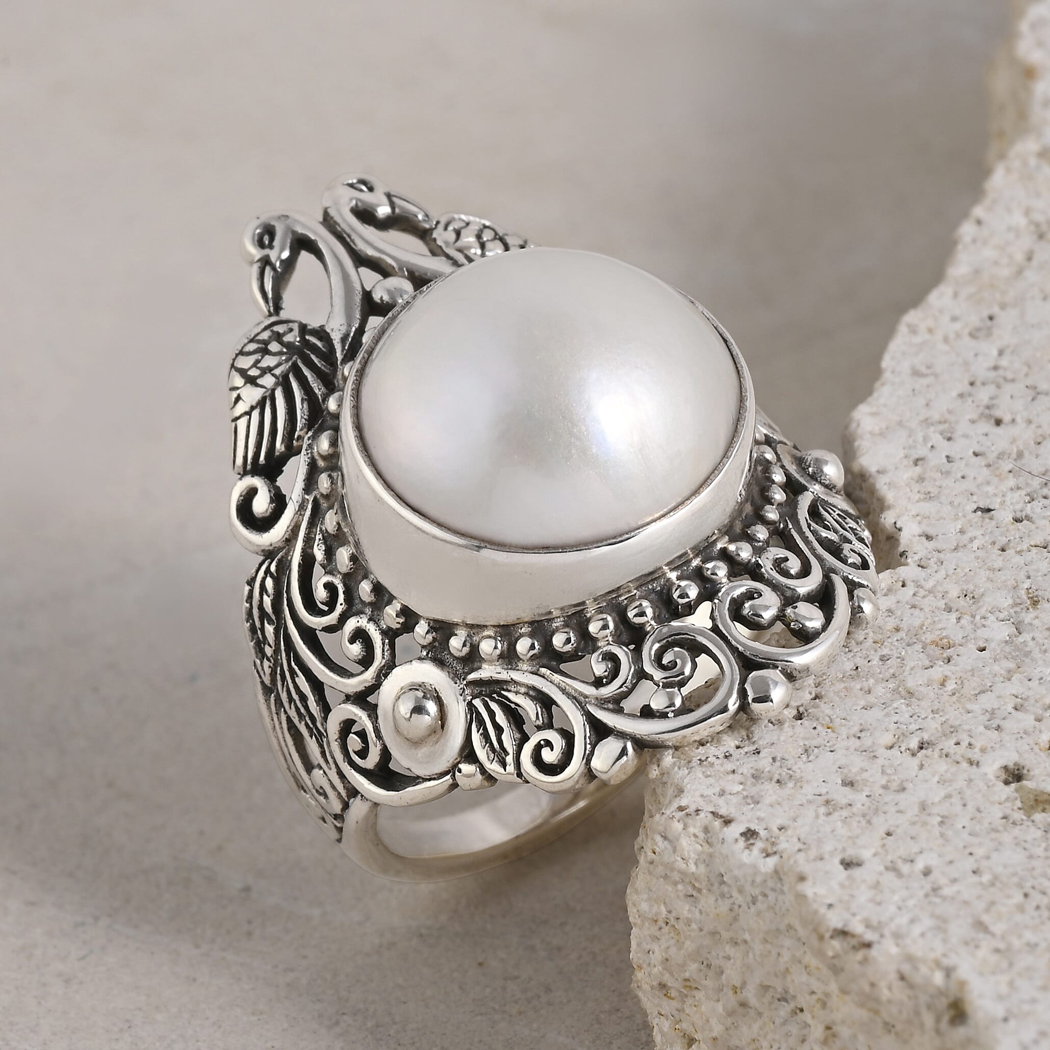Bali Legacy White Mabe Pearl Floral Leaf and Peacock Ring in Sterling Silver (Size 11.0) 
