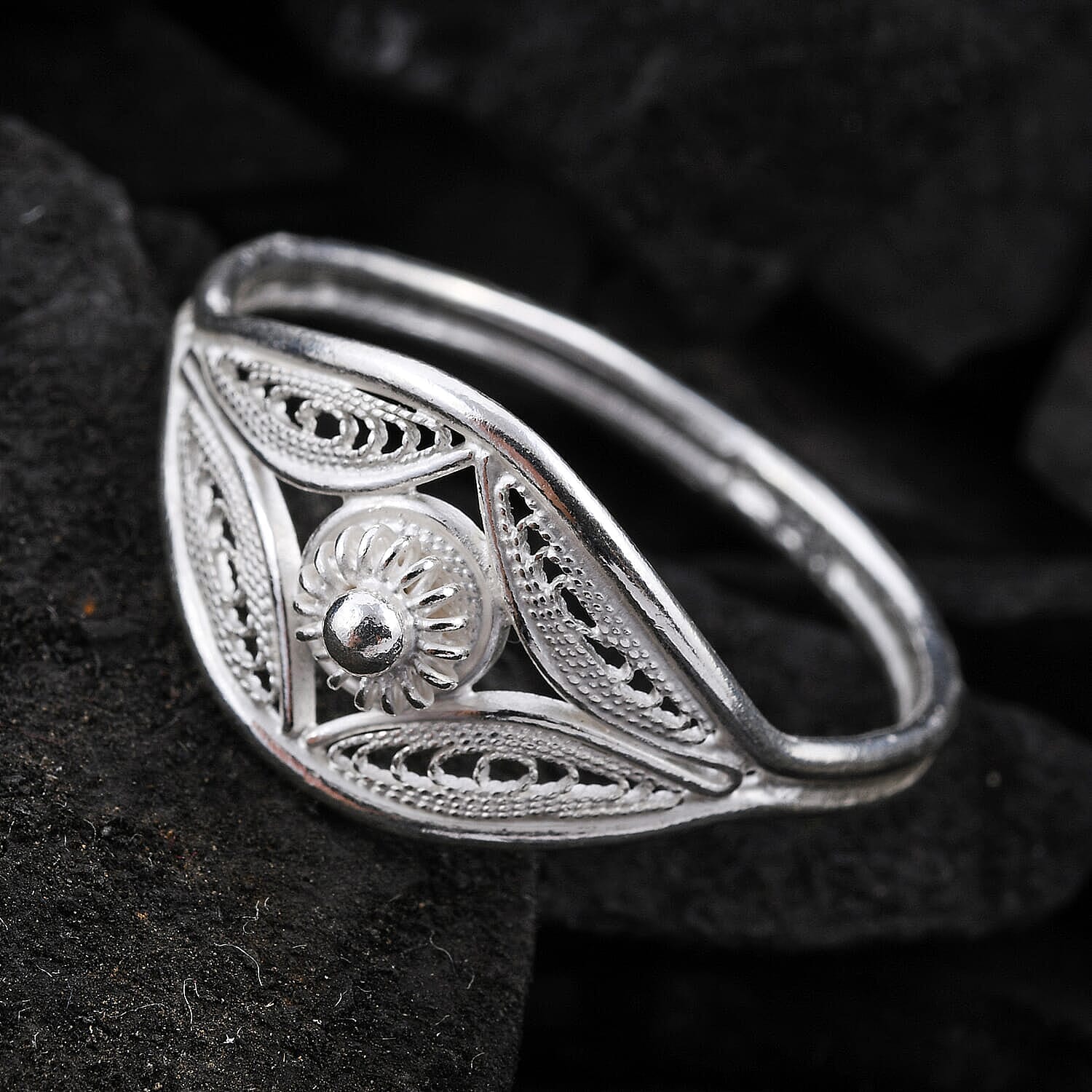 Eye Pattern Ring in Sterling Silver (Size 10.0) 2.10 Grams