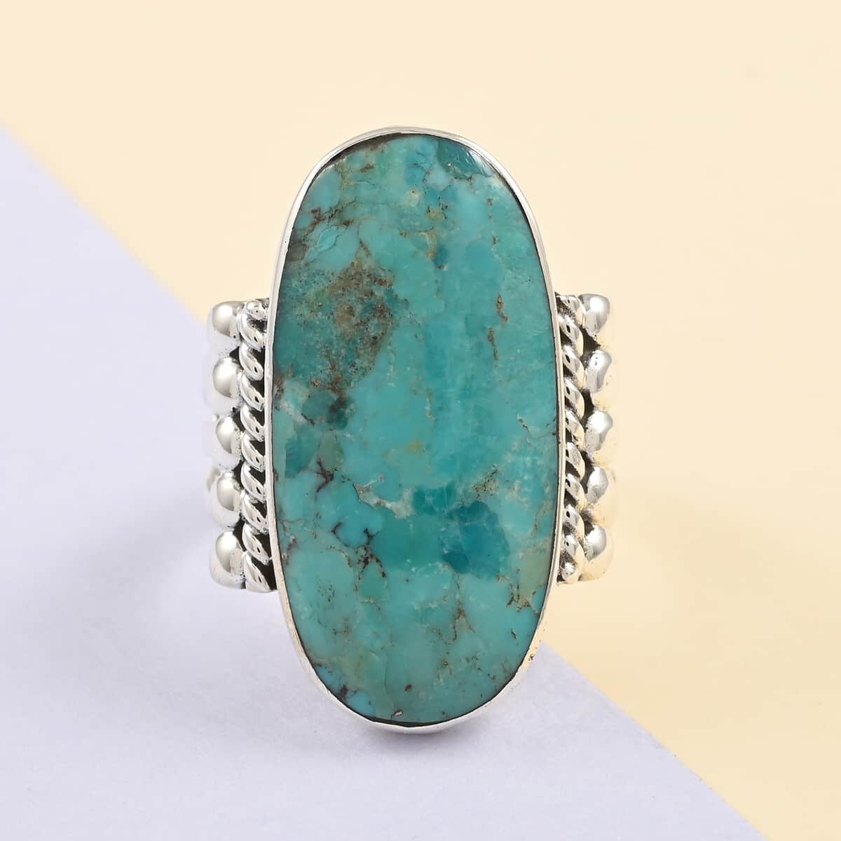 SANTA FE Style Kingman Turquoise Statement Ring in Sterling Silver (Size 11.0) 6.50 ctw image number 1