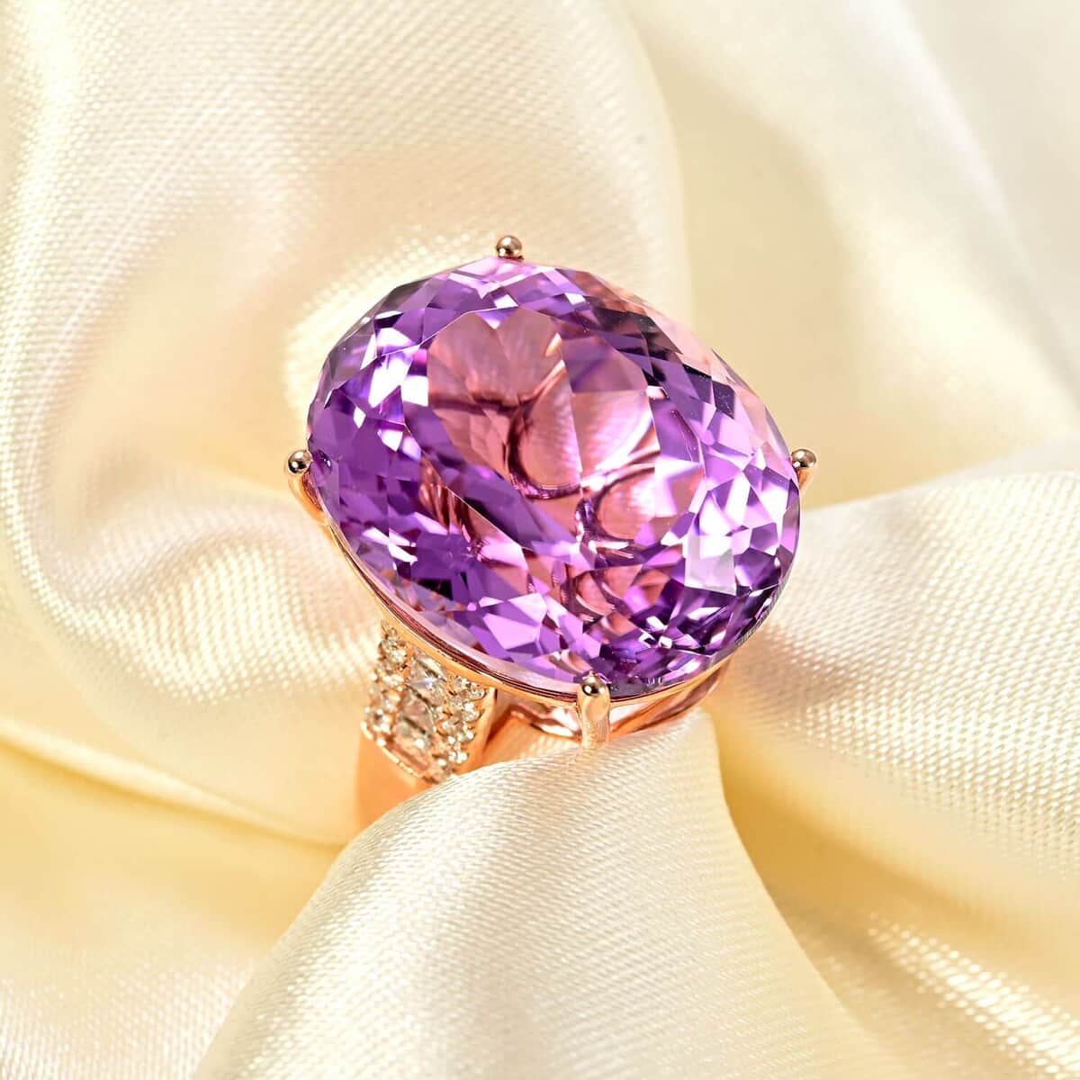 One Of A Kind Certified & Appraised Iliana 18K Rose Gold AAA Patroke Kunzite and G-H SI Diamond Ring (Size 7.0) 5.05 Grams 23.20 ctw image number 1