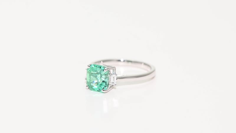 Certified & Appraised RHAPSODY 950 Platinum AAAA Boyaca Colombian Emerald and E-F VS Diamond Ring 4 Grams 2.25 ctw