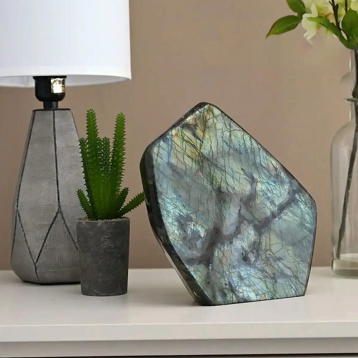Labradorite Free Form -M 5-8 Kg , Home Decor Piece, Gemstone Home Decor, Labradorite Gemstone Decor Approx.25000 ctw image number 3