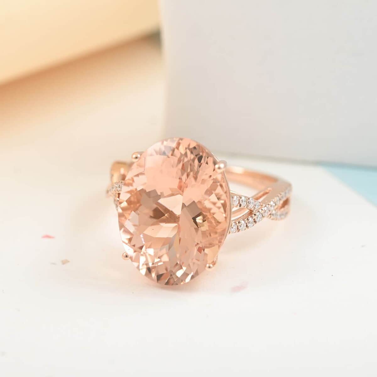 Doorbuster Certified & Appraised ILIANA 18K Rose Gold AAA Marropino Morganite and G-H SI Diamond Ring 4.10 Grams 9.00 ctw image number 1