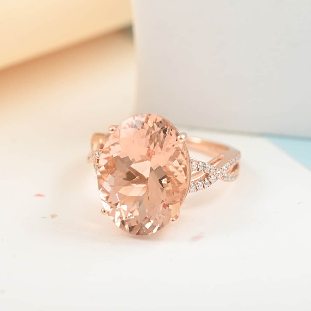 Certified Iliana 18K Rose Gold AAA Marropino Morganite and G-H SI Diamond Ring (Size 7.0) 4.10 Grams 9.00 ctw image number 1