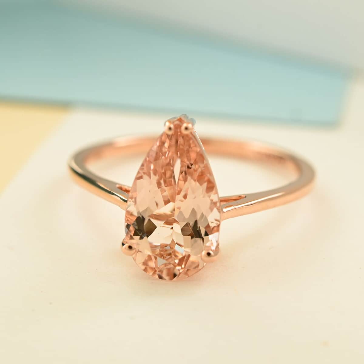 Luxoro AAA Marropino Morganite 2.15 ctw Solitaire Ring in 14K Rose Gold (Size 10.0) image number 1