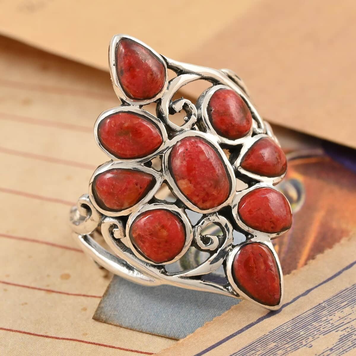 Santa Fe Style Plum Coral Floral Ring in Sterling Silver (Size 10.0) 2.35 ctw image number 1