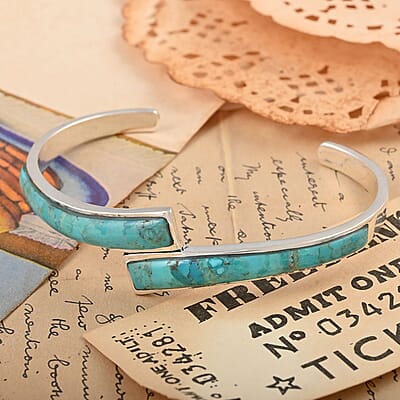 Santa Fe Style Kingman Turquoise Bangle Bracelet in Sterling Silver (6.50 in) 7.50 ctw