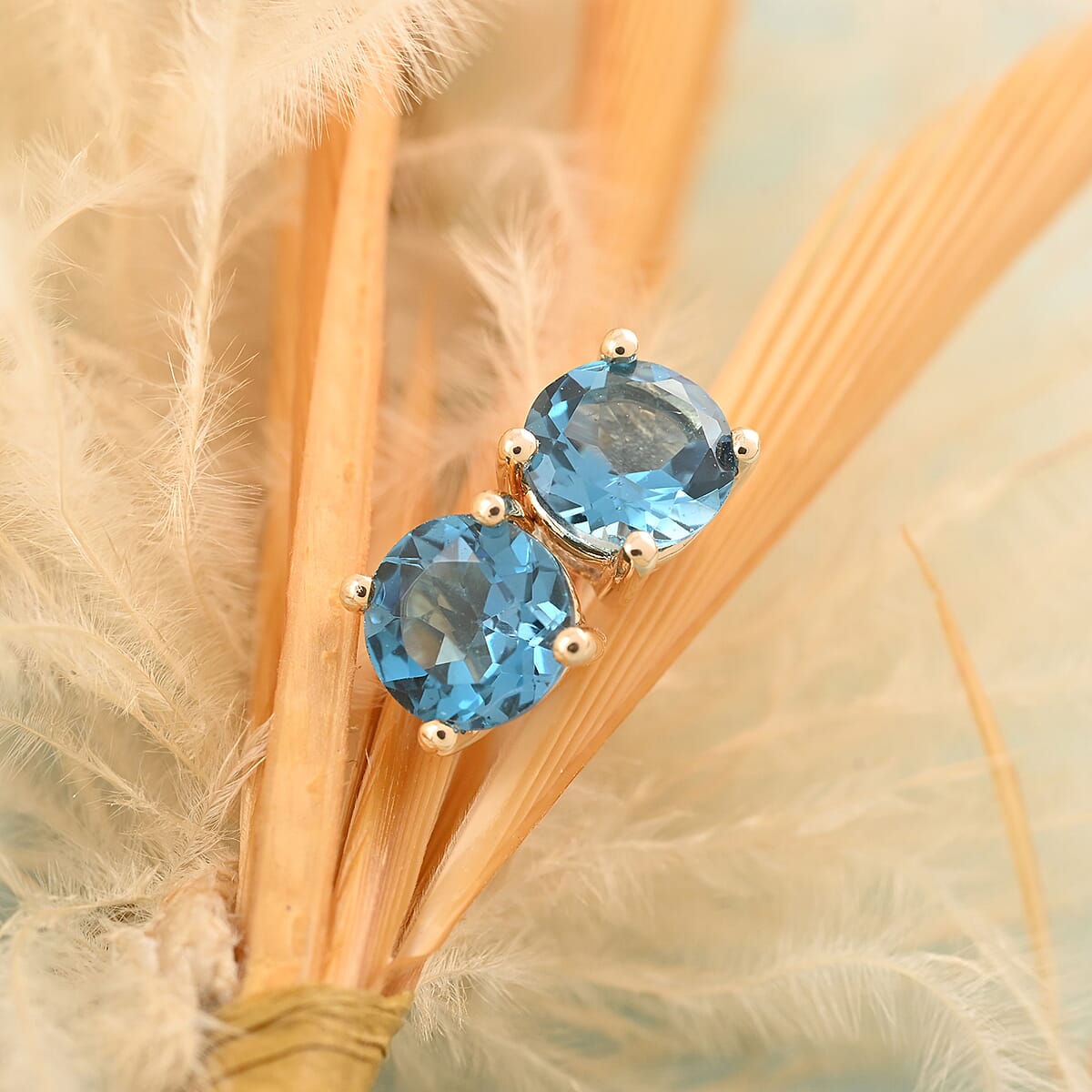 14K Yellow Gold London Blue Topaz Round Stud Earrings 1.15 ctw image number 1