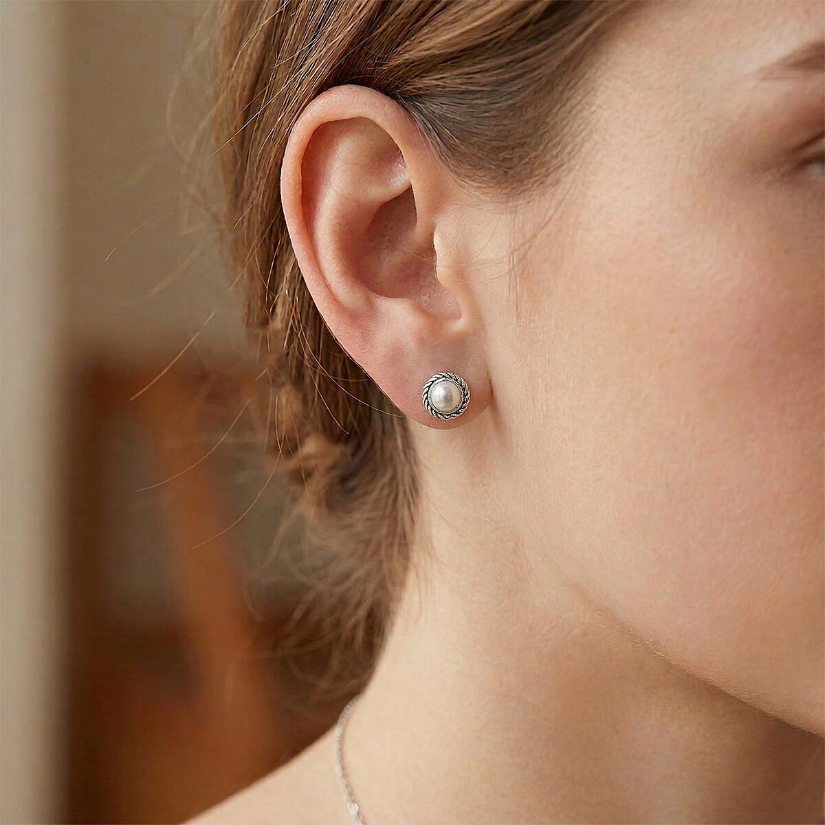 Bali Legacy Pink Mabe Pearl Stud Earrings in Sterling Silver image number 2