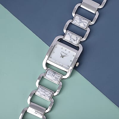 Strada White Howlite and Austrian Crystal Japanese Movement Bracelet Watch (7.75 in) (29x22.85mm) 25.00 ctw