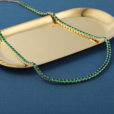 Simulated Emerald Tennis Bolo Necklace 18 Inches in Goldtone