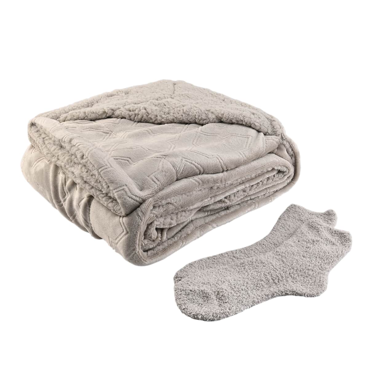 ARDOUR 2pc Gift Set Beige Sherpa Throw with Bonus Socks Set (One Size Fits Most) image number 0