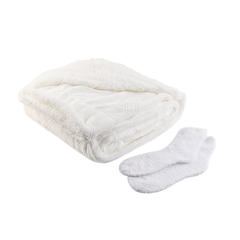 Closeout ARDOUR 2pc Gift Set White Sherpa Throw with Bonus Socks Set (One Size Fits Most)