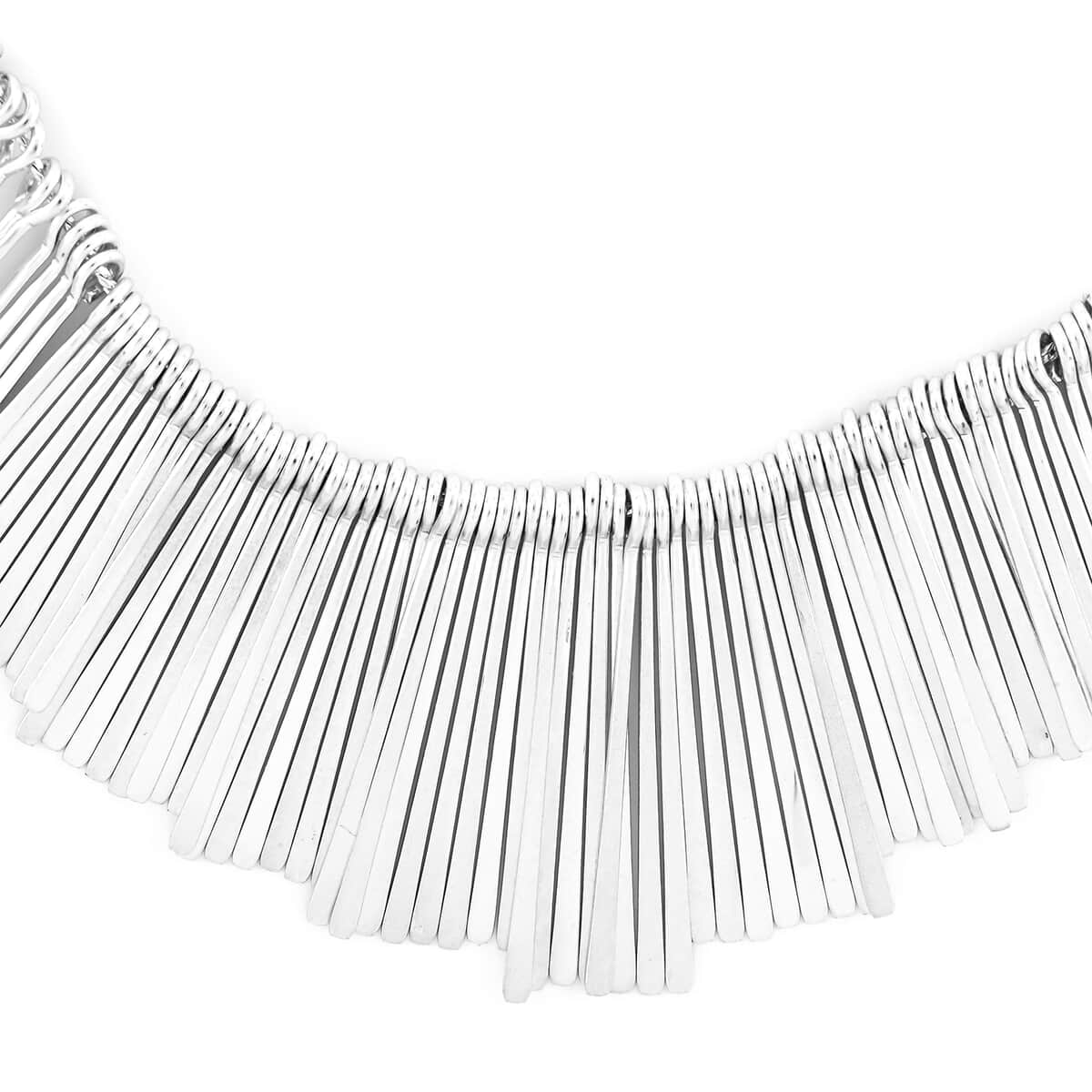 Andante Fringe Necklace 20 Inches in Silvertone image number 1