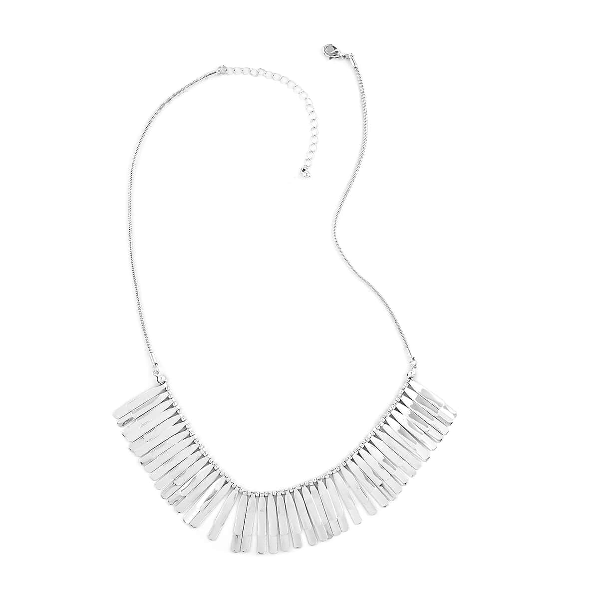 Andante Fringe Necklace 22 Inches in Silvertone image number 0