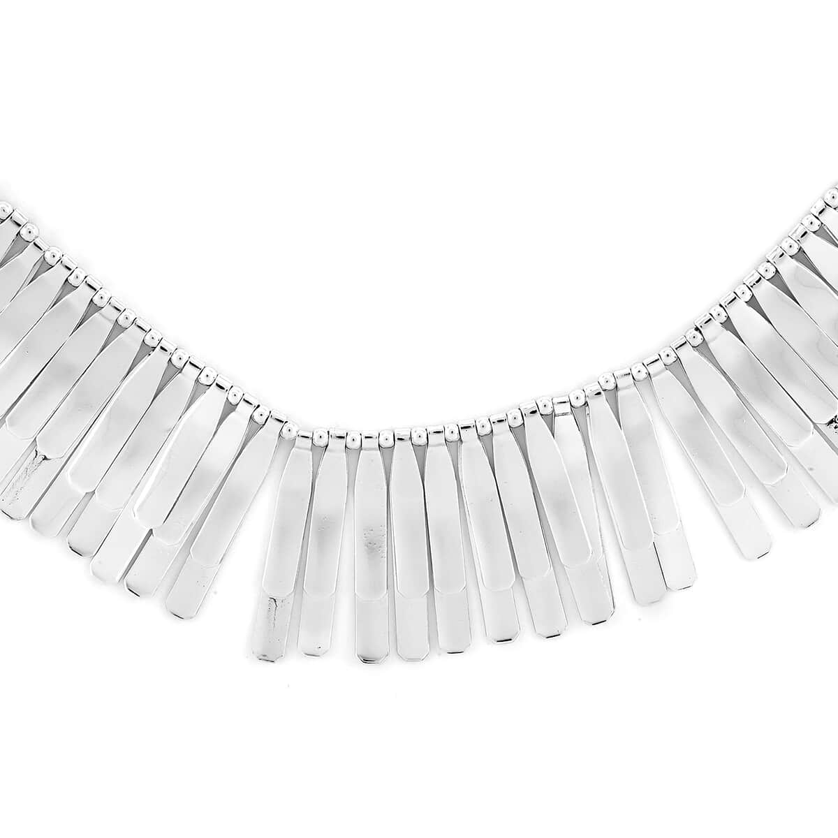 Andante Fringe Necklace 22 Inches in Silvertone image number 1