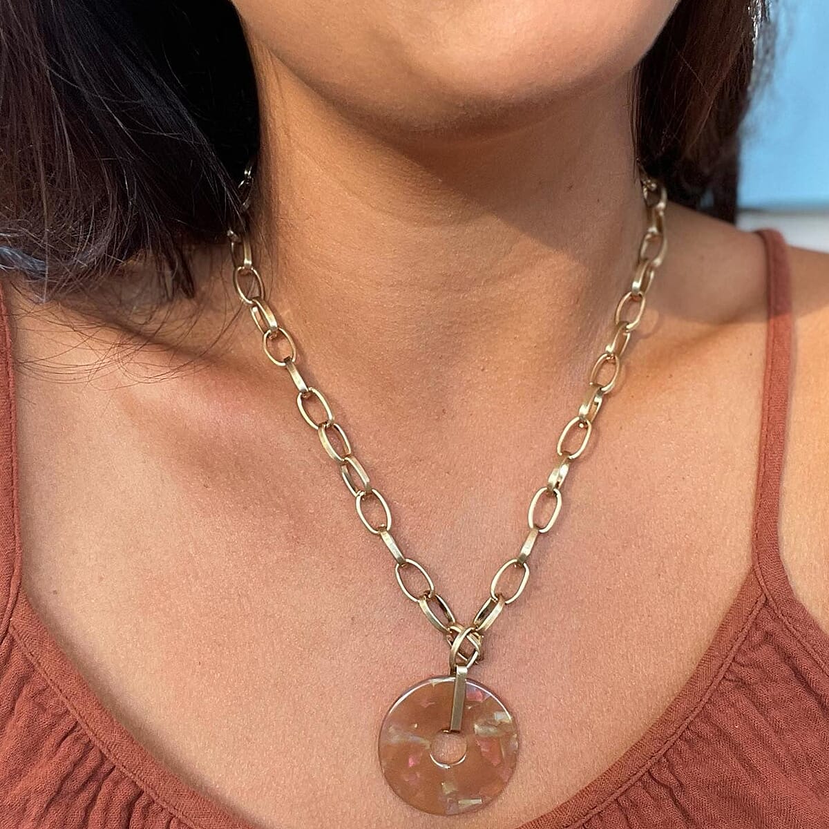 Andante Cable Chain Donut Pendant Necklace with Gold Acrylic Circle (20 Inches) in Goldtone image number 5