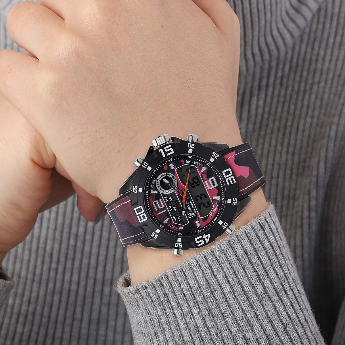 Genoa Japanese and Electronic Movement Multifunctional Key Watch with Camouflage Pink Silicone Strap image number 2