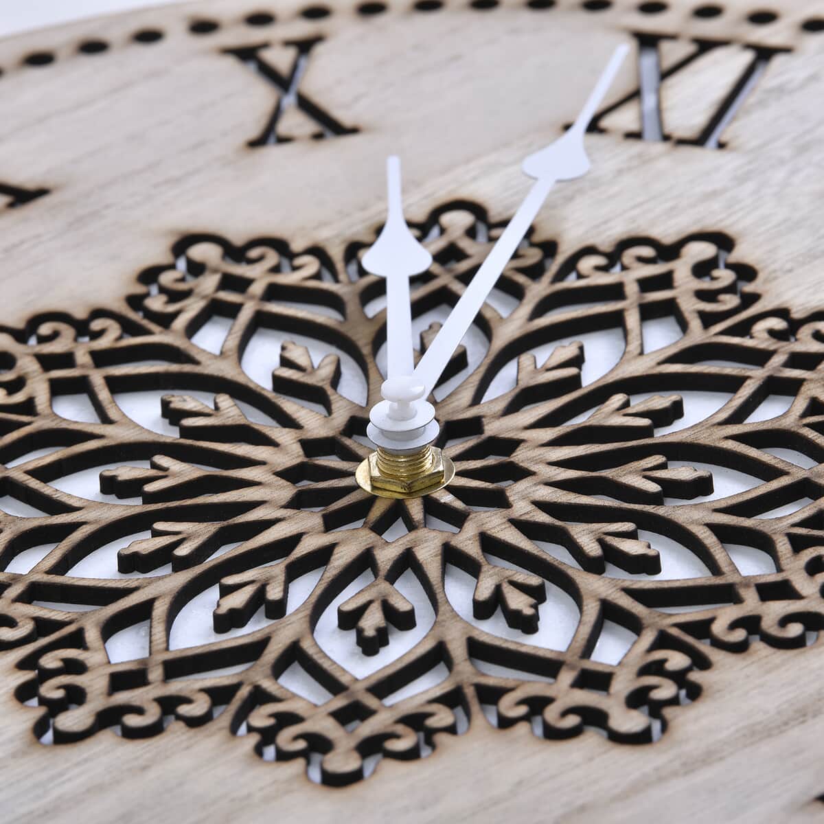 Wooden Quartz Sweep Movement Flower Pattern Wall Clock (11.81"x11.81") (AAx1 Not Included) image number 6