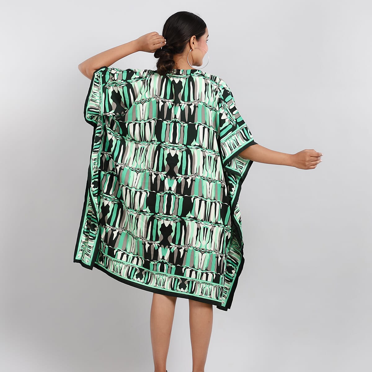 JOVIE Green Abstract Screen Printed Mid Short Kaftan with Pockets - One Size Fits Most image number 2